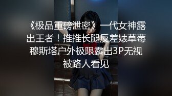   黑丝无毛白虎逼野玫瑰露脸激情大秀，掰着骚穴自己拿道具抽插浪叫呻吟，交弯钩大鸡巴，让小哥从床上草到浴室