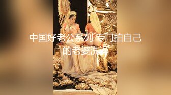 身材苗条性感年轻亚裔漂亮姐妹花海滩上的裸体画面唯美诱惑