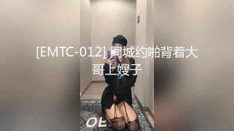 嫩逼小护士揉奶玩逼口交无套爆草，极品D奶粉嫩一线天穴全是淫水