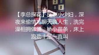 豹纹熟女人妻足交啪啪 骚逼好几天没被操了 啊啊顶到花心了 撅着大白屁屁被无套输出 内射