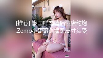 Onlyfans 很久没有做爱喜欢像小狗一样被干的人妻 吴梦梦