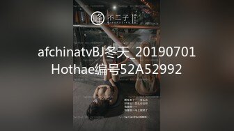 《最新极品淫乱夫妻自拍》铁杆梅西粉丝推特人类高质量淫乱夫妻【小鲸鱼】各种极限露出还参加夫妻群交会牛逼克拉斯733P 88V