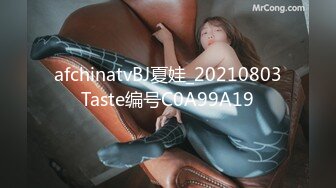 漂亮萌妹子在家吃雞 無敵可愛的乖寶寶 看着這清澈的小眼神就射了 别說被口了 一瀉千裏 吃的一滴不剩