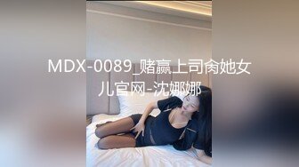 大卖场一路抄底两位大长腿美女角度超牛B怼着屁股拍