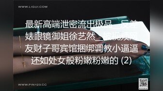 黑客破解家庭网络摄像头监控偷拍❤️性欲很强的年轻夫妻把H子哄睡后激情干炮宛如拍动作片